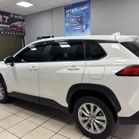 車身玻璃（前門／後門／三角窗）